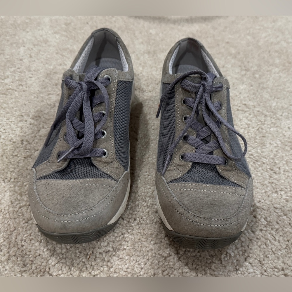 Dansko Harmony Suede Grey Sneakers